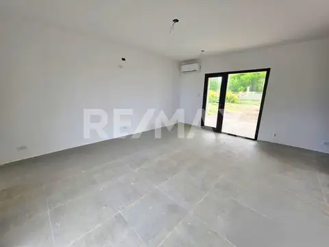 Casa en Venta en Plottier, USD 430.000