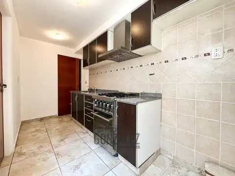 Depto Tipo Casa 3 ambientes con 2 baños
