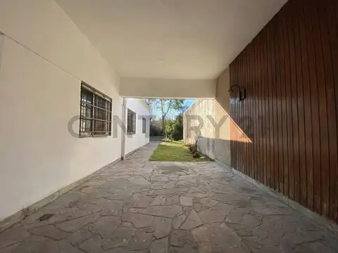 Casa en Venta en Banfield, USD 145.000