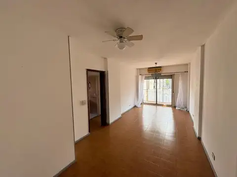 Departamento en Alquiler en Balvanera, $ 750.000