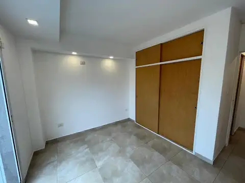 Departamento en Alquiler en San Antonio de Padua, $ 650.000