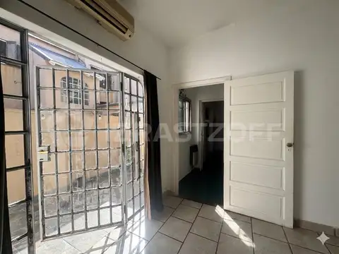 PH al fondo a refaccionar, en Venta a refaccionar - en Bajo de San Isidro