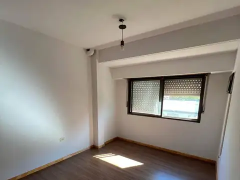 mitre 100