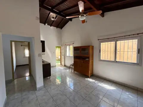 CASA 4 AMBIENTES EN VENTA EN SAN MIGUEL