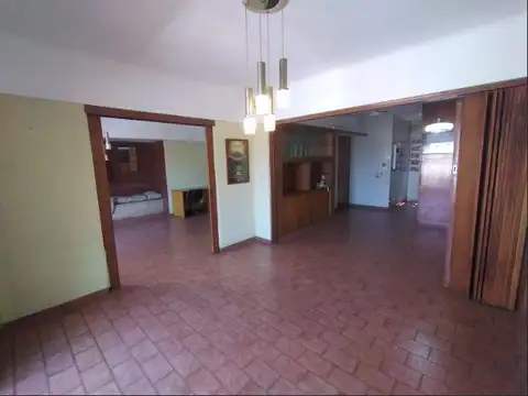 Galpón mas casa de 3 Dormitorios - Rosario