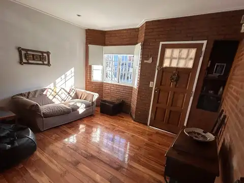 Depto Tipo Casa en Venta de 3 dormitorios