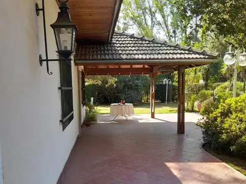 Quinta en Venta de 2 dormitorios