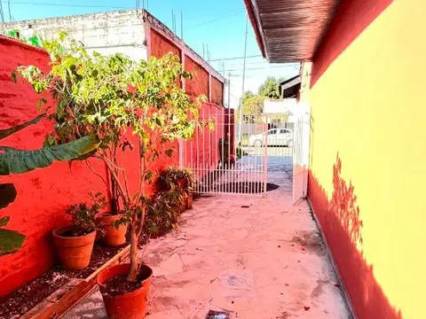 Alcorta, 100 Metros De La Estación