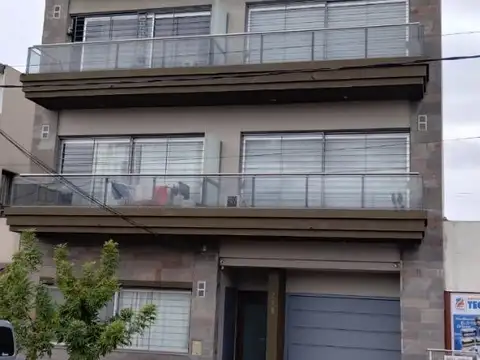 Mendez 200, Piso 2°