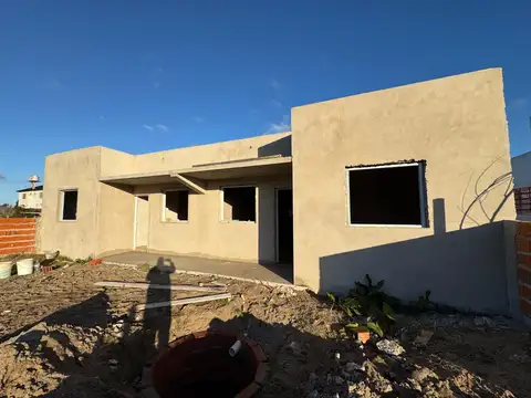 Casa en Venta en Mar Del Tuyu, USD 27.000