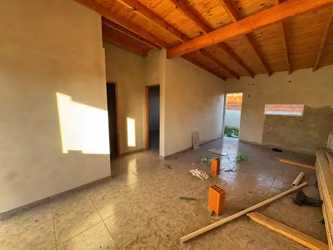 Casa 3 ambientes con 1 baño