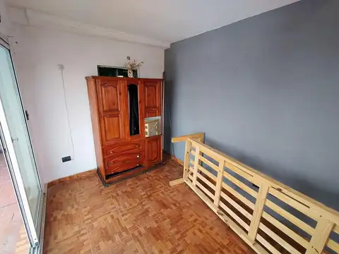 Depto Tipo Casa en Venta 40 años