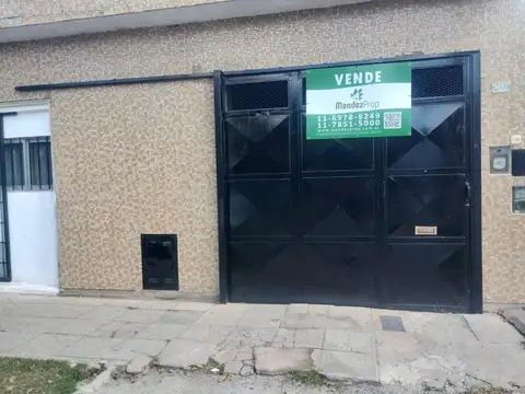 VENTA CASA 3 AMBIENTES CON PATIO EN RAFAEL CALZADA