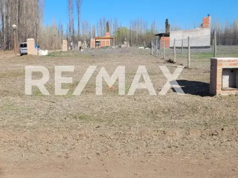 VENTA DE LOTE EN LOS CEREZOS II PLOTTIER