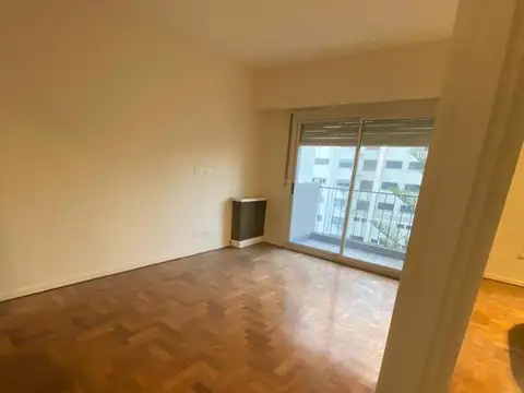 Oficina 4 ambientes con 2 baños