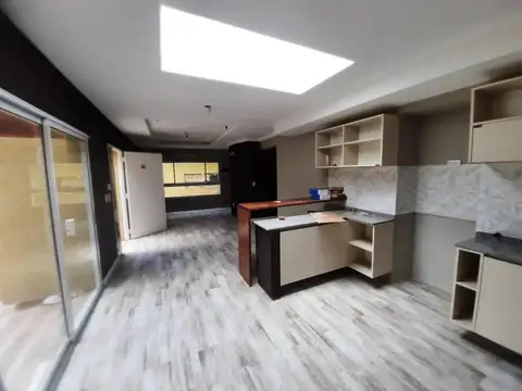 Depto Tipo Casa en Venta en Ituzaingo Norte, USD 120.000