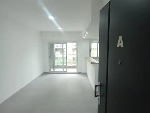 José Murias 2200, Piso 2