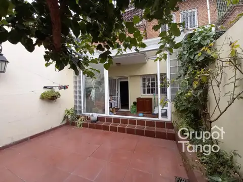 José Pedro Varela 3700 , Piso 0