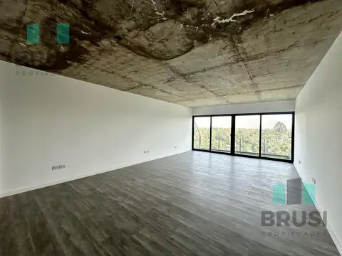 Oficina en Venta con 1 cochera