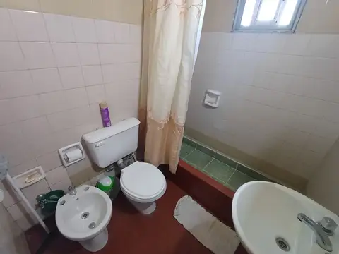 Departamento 4 ambientes con 1 baño
