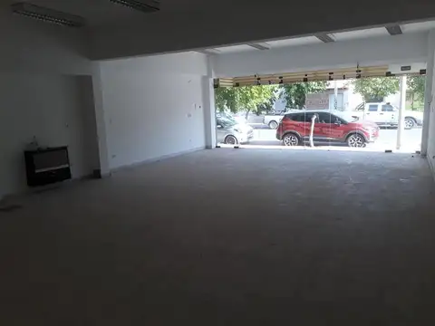 Local en Alquiler en Neuquen, $ 3.400.000