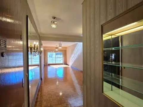 Departamento en Alquiler con 1 cocheras