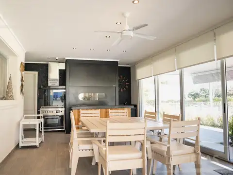 Casa en Venta al Este