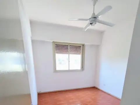 Departamento en Alquiler en Quilmes, $ 800.000