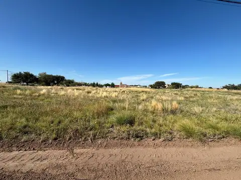 Terreno en calle Dorrego, Ataliva Roca.