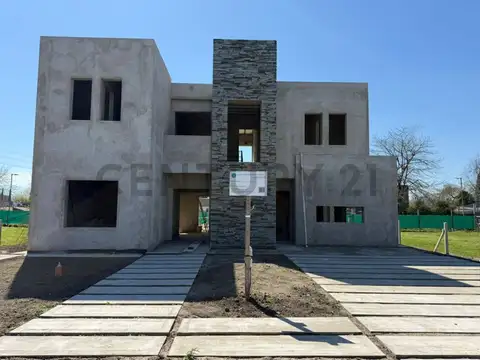 VENTA CASA 5 AMB BARRIO CERRADO SAN MIGUEL