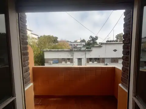 Departamento 4 ambientes con 1 baño