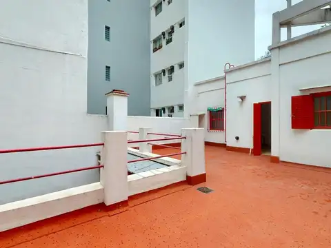 Depto Tipo Casa en Venta de 4 ambientes