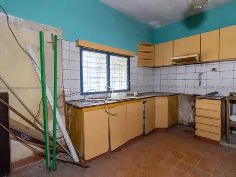 Casa en Venta en Castelar Sur, USD 41.000