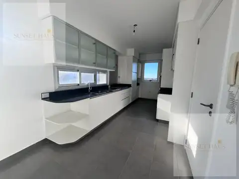 Departamento en Venta con 2 cocheras