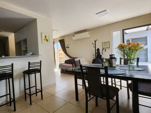 Venta hermoso depto pb en maipú centro