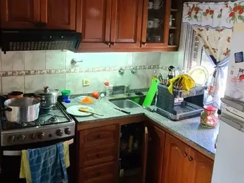 Depto Tipo Casa en Venta en Wilde, USD 75.000