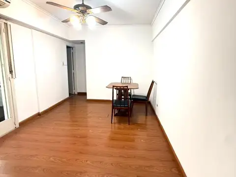 2 AMB AMPLIOS DE 42 MTS TOT., LATERAL C/ LAVADERO CUBIERTO, COCINA INDPTE. Y BAÑO COMPLETO, EXC. UBICACIÓN!