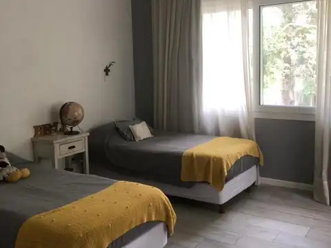 Casa 4 ambientes con 4 baños