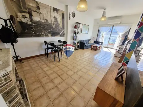 Depto Tipo Casa 4 ambientes con 1 baño