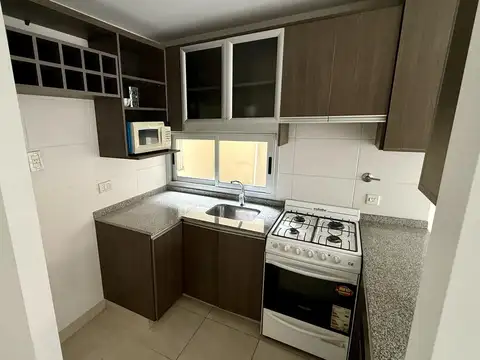 Departamento en Alquiler con 1 cocheras