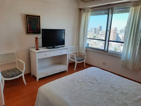 Departamento 3 Amb. 65 mts con Lavarropas en Edificio de Lujo en Recoleta