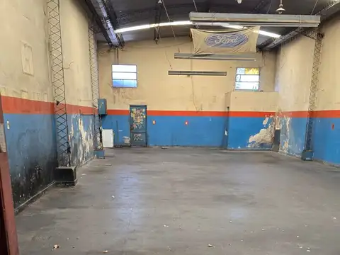 Irigoyen 900, Piso PB