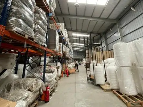 Galpon en Venta en Alvear, USD 3.500