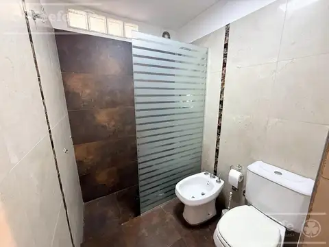 CASA 3 AMBIENTES EN VENTA C/ QUINCHO Y PARQUE, DON BOSCO, BERNAL. APTO CRÉDITO