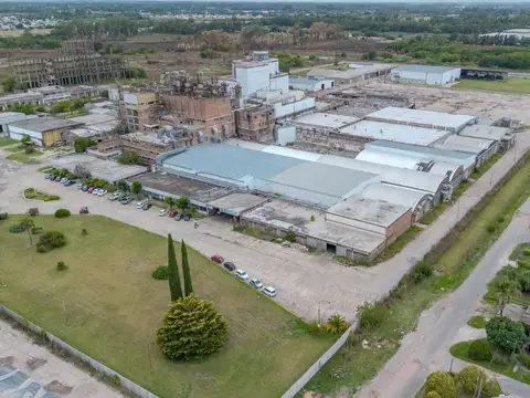 ALQUILER - DEPÓSITO - LA PLATA - 400 m2
