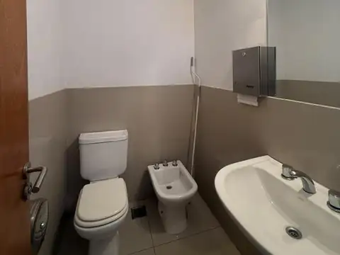 Local comercial en excelente estado