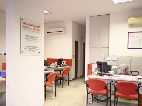 Local comercial en excelente estado