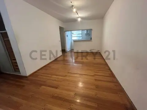 VENTA MONOAMBIENTE EN RECOLETA OPORTUNIDAD LUMINOSO