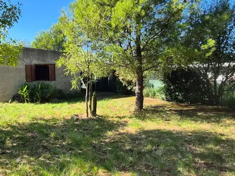 VENTA Terreno con quincho en Saldungaray
