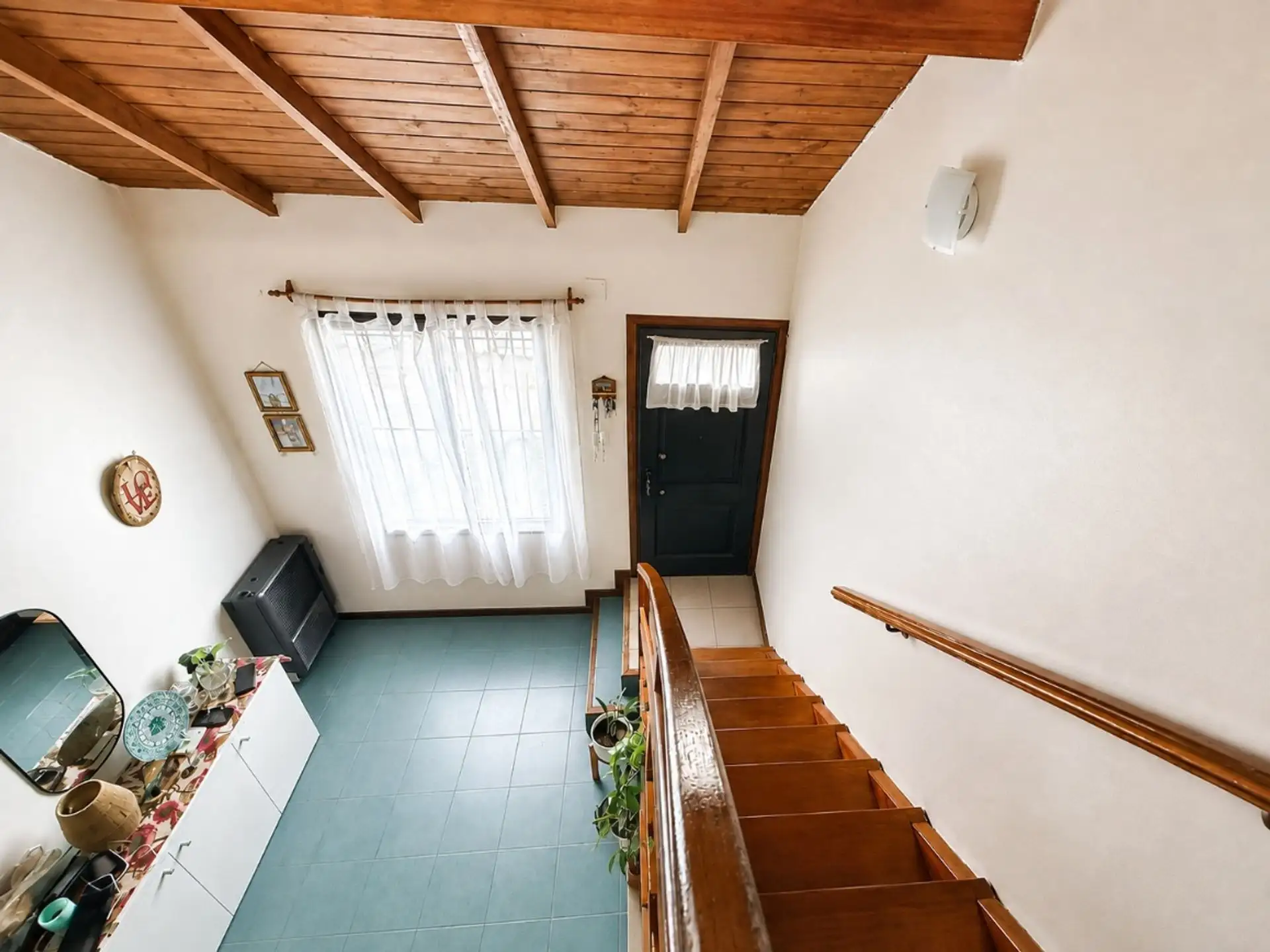 Duplex 2 amb c/patio y balcon a 50mts del mar